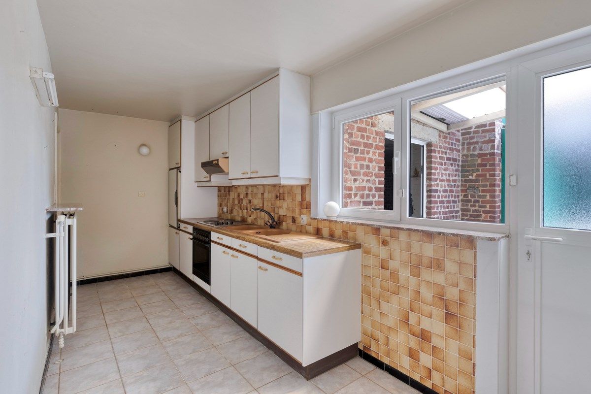 Woning met stallingen op perceel van 15 are of projectgrond foto 6