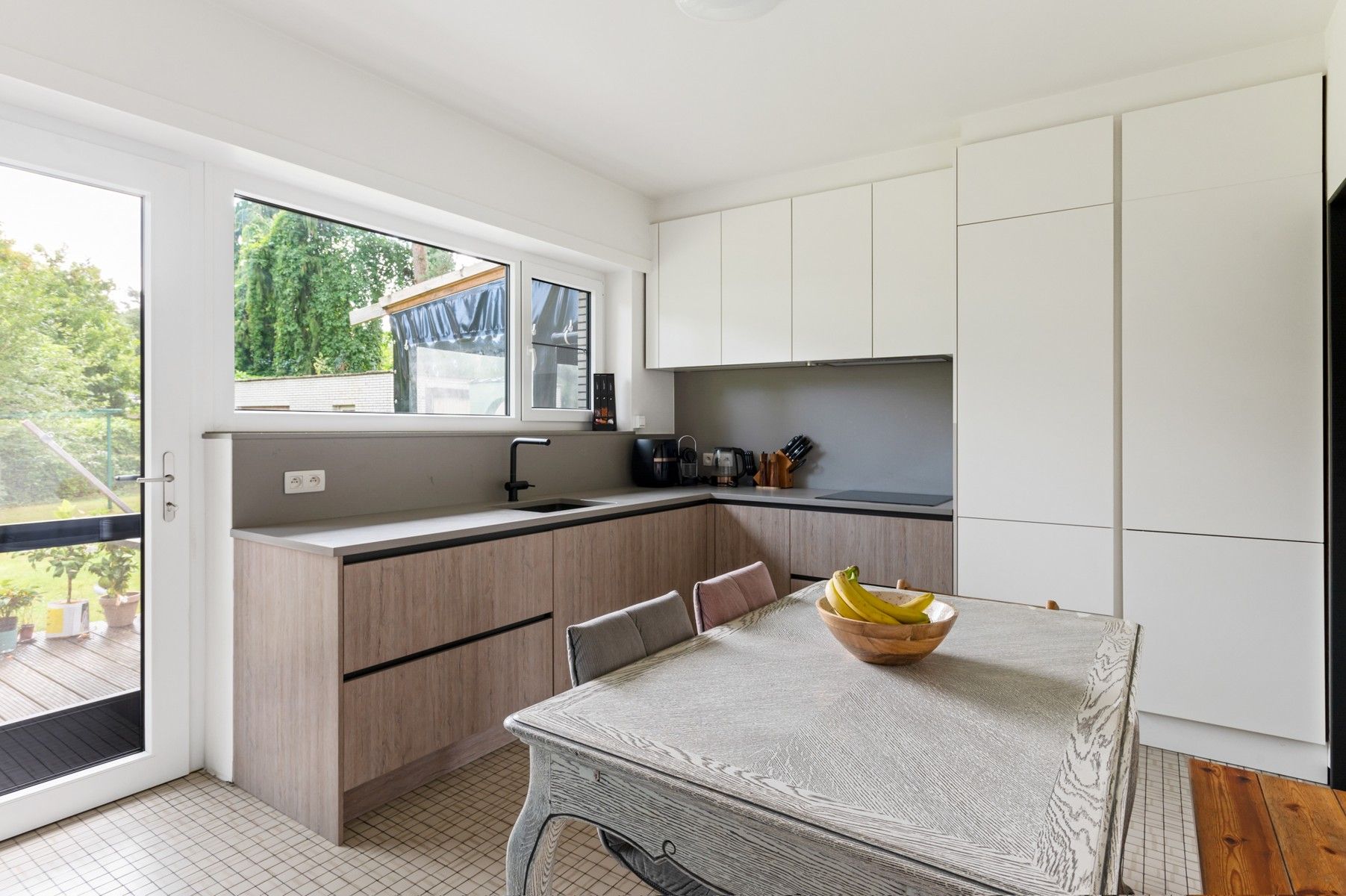 Ruime woning op uitstekende ligging foto 14