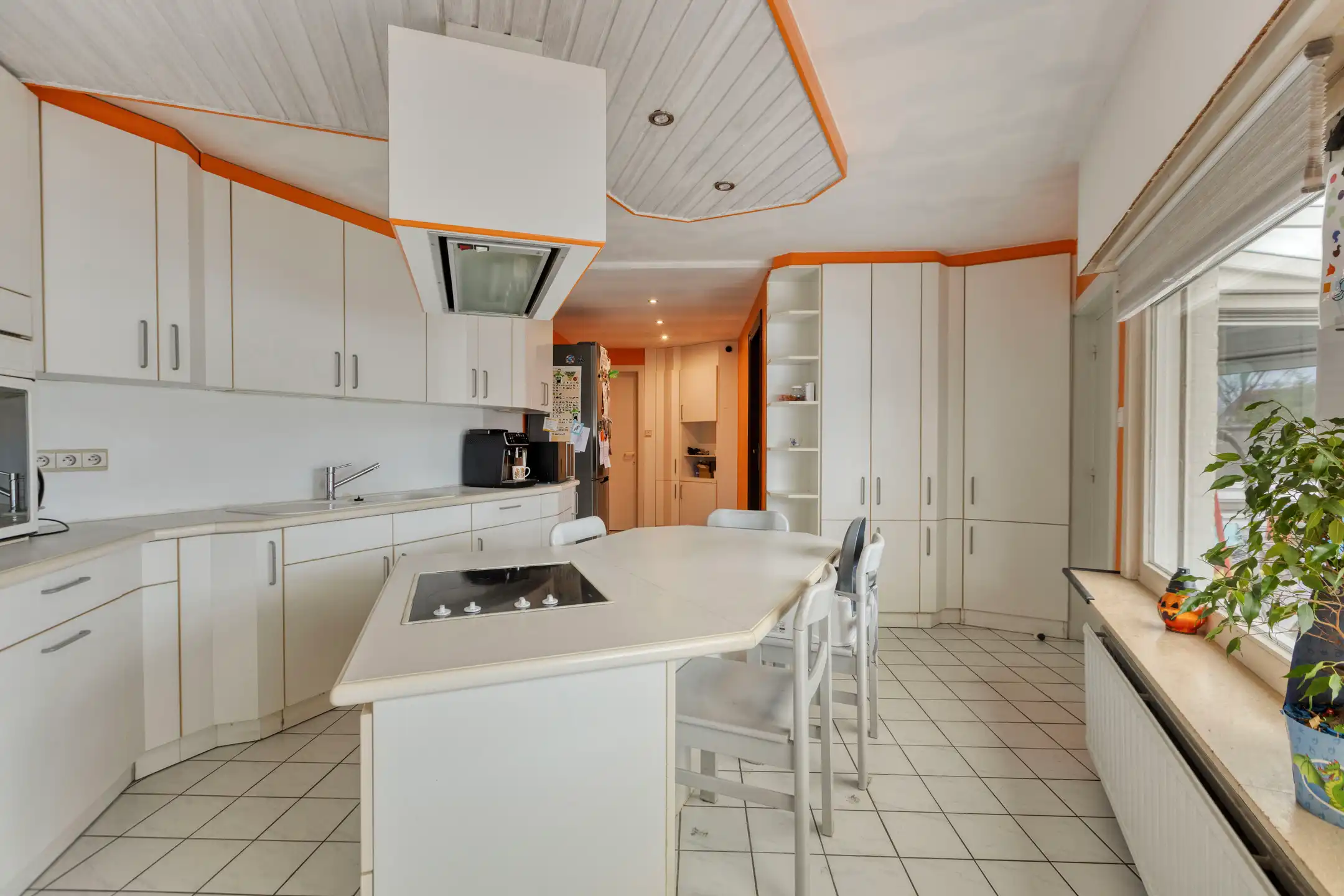 Instapklare woning met 3 slaapkamers op perceel van 15a foto 8