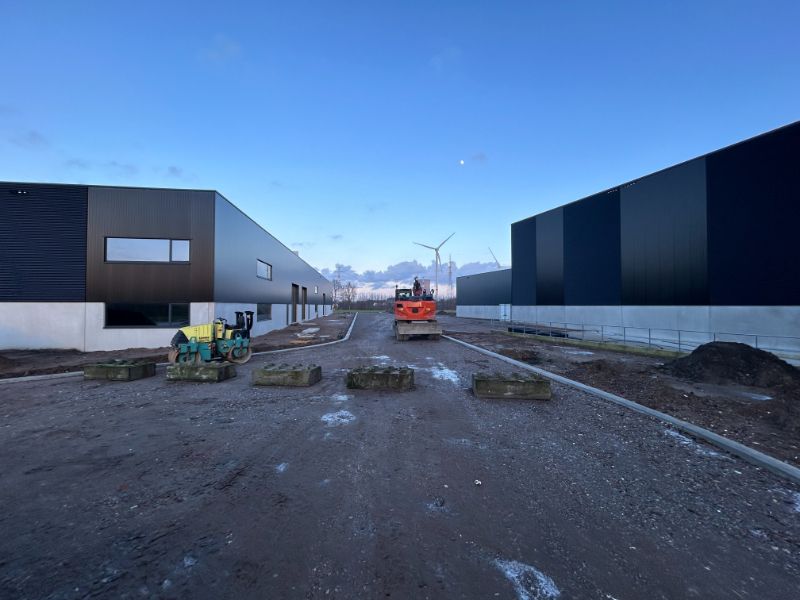 *** LAATSTE 2 *** grote nieuwbouw KMO-UNITS - oppervlakte 508m² foto 10
