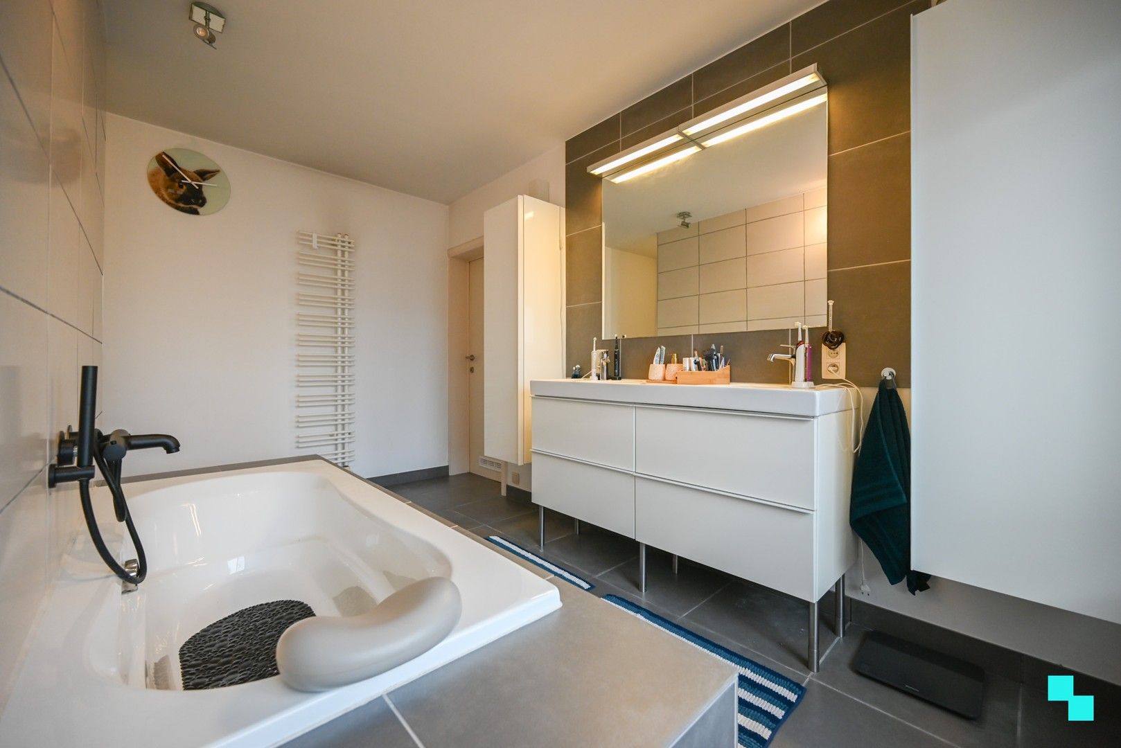 Verrassend ruime, instapklare ééngezinswoning te Izegem foto 27