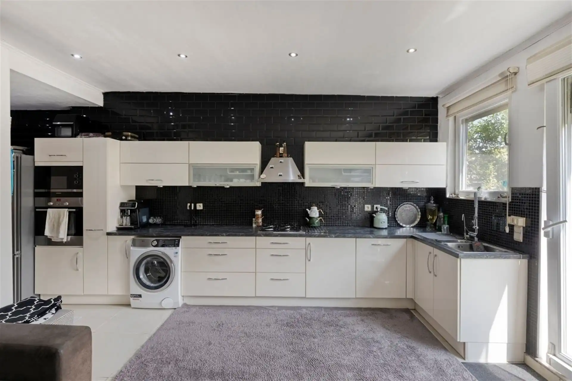 charmante woning met 3 slpks en tuin! foto {{pictureIndex}}