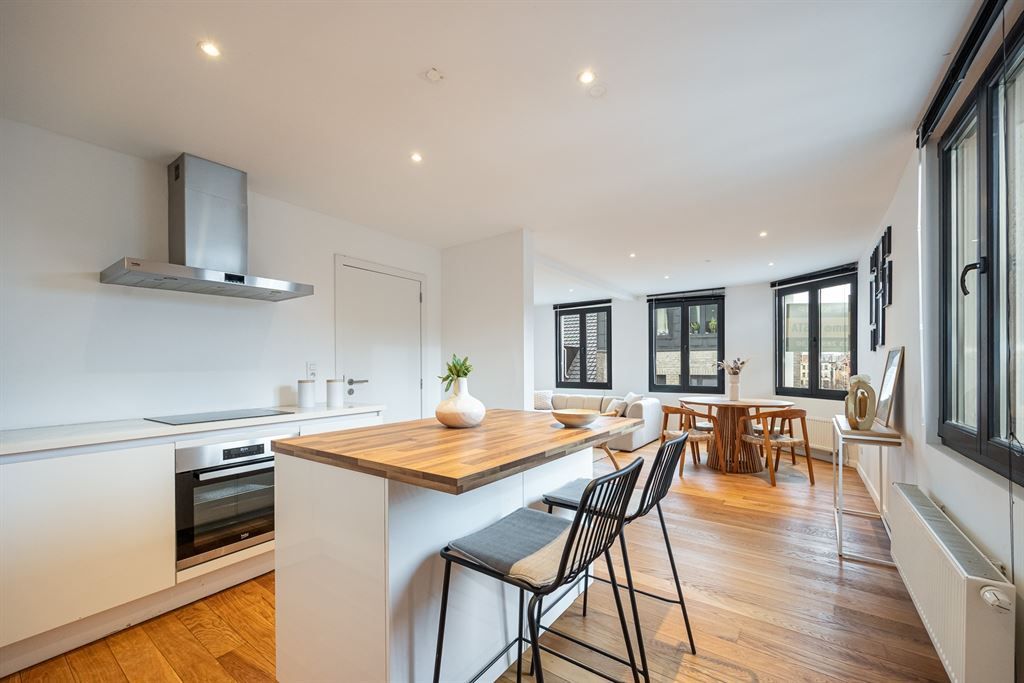 Recent gerenoveerd hoekappartement foto 6