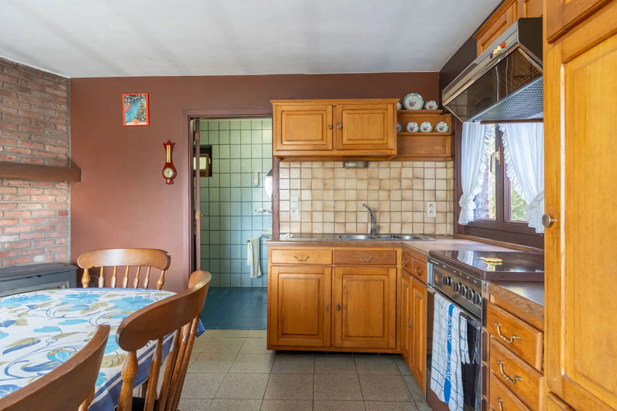 Te renoveren woning op een mooi en gunstig gelegen perceel van in totaal 6.449 m². foto 27