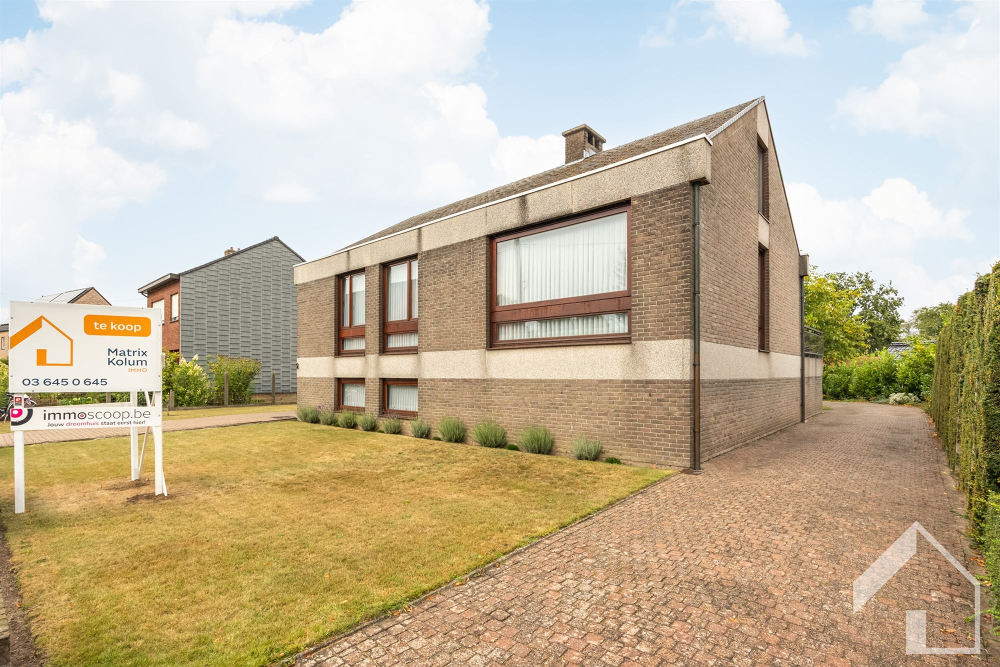 Verzorgde vrijstaande woning nabij centrum van Broechem  foto 22