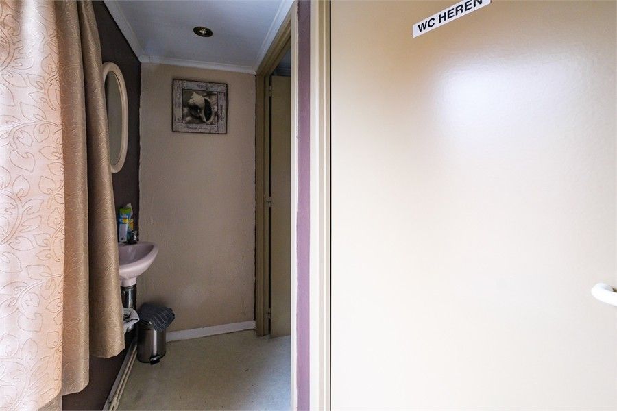 HANDELSHUIS MET VEEL POTENTIEEL IN HET CENTRUM VAN GINGELOM foto 16