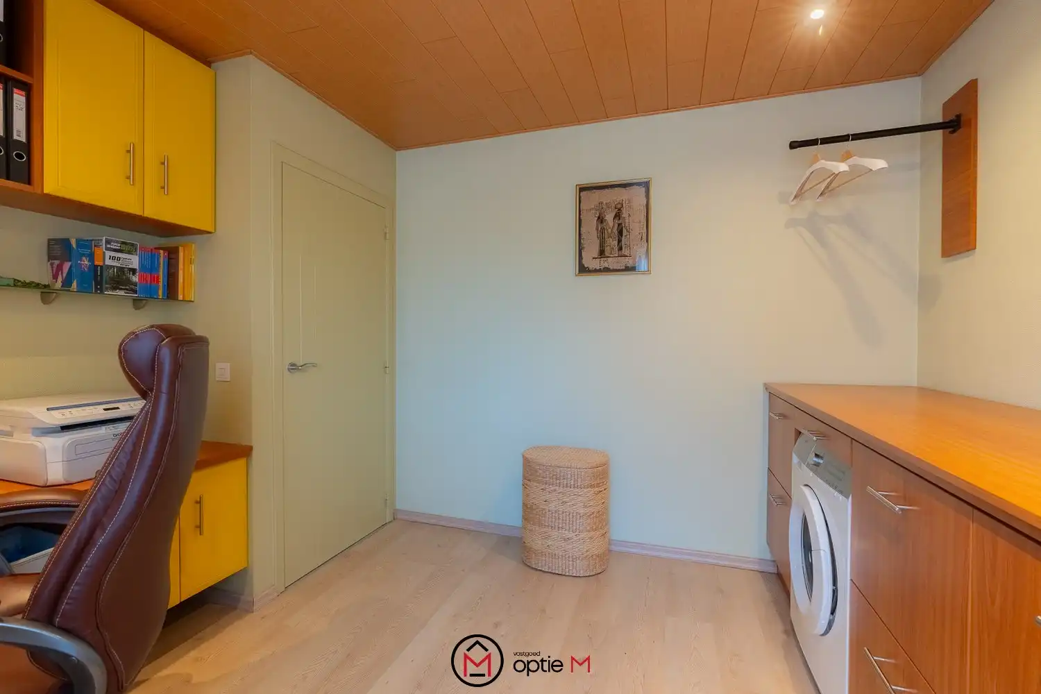 Instapklare woning te koop met mooie tuin in Stevoort foto 32