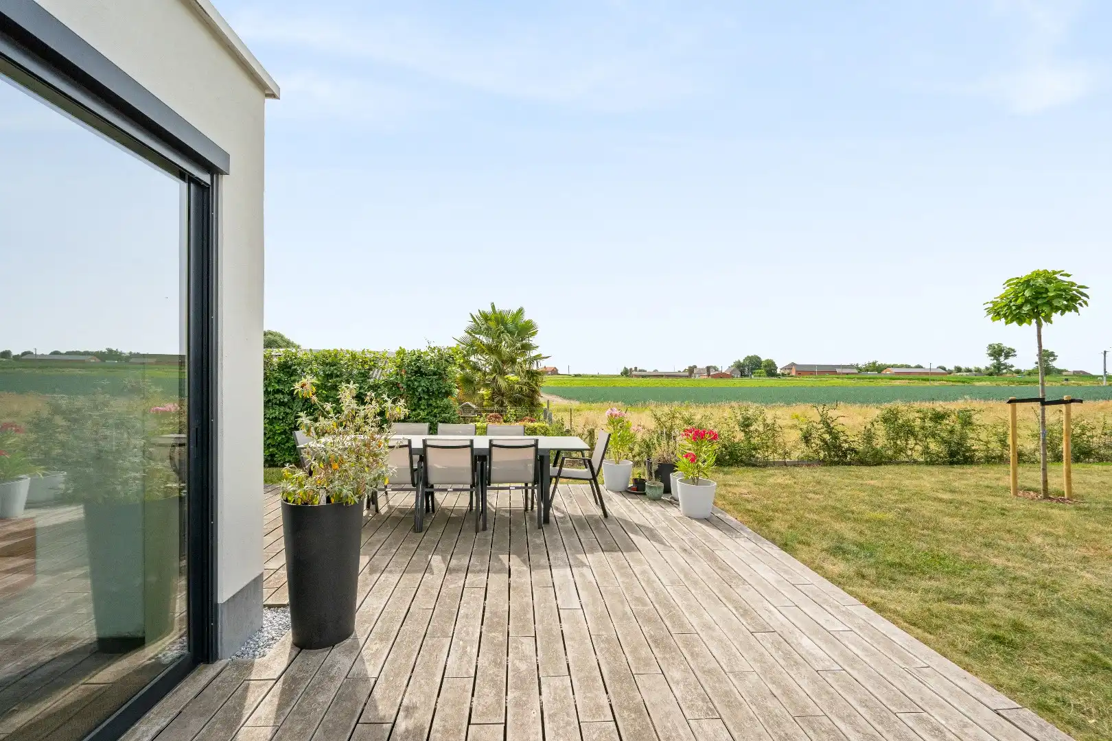 Recente en energiezuinige woning met 3 slaapkamers, ruime garage en tuin. foto 15