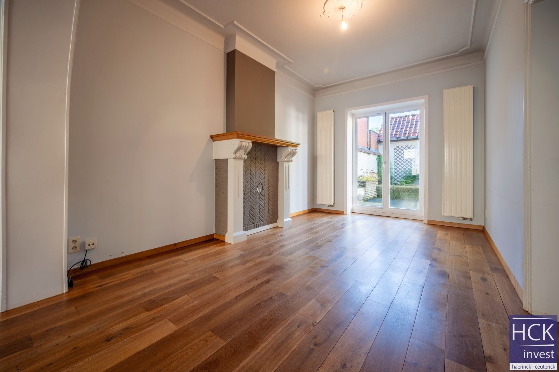 KRUISHOUTEM - Instapklare ruime burgerwoning met 4 SLPK. in centrum!! foto 6