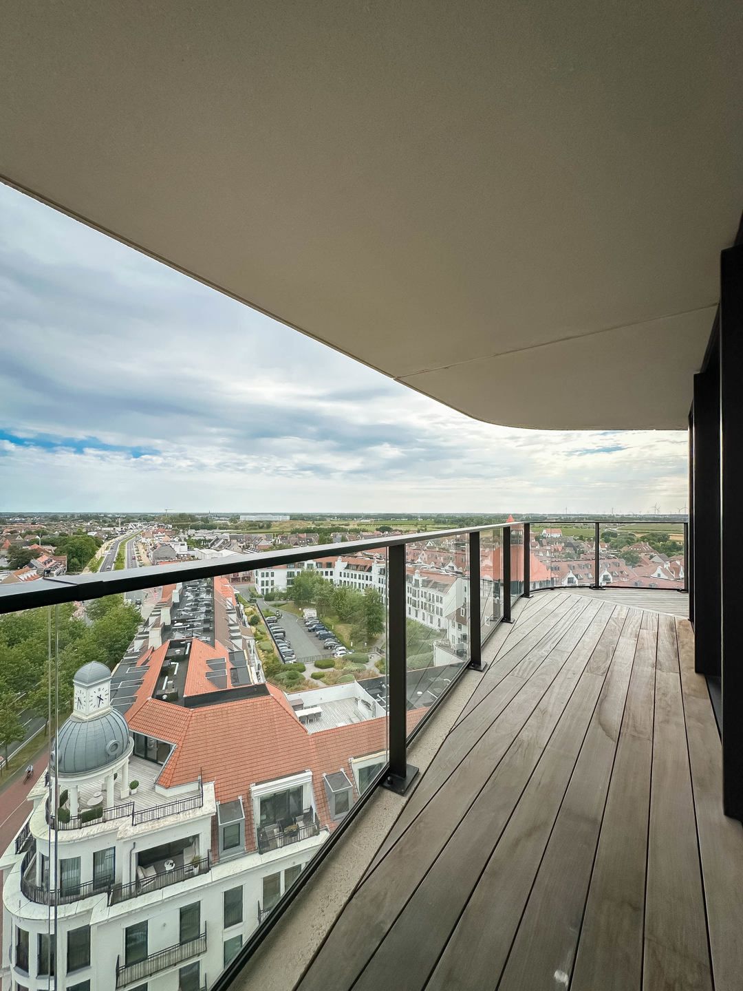 Luxueus appartement met panoramisch uitzicht in "The Tower" foto 9