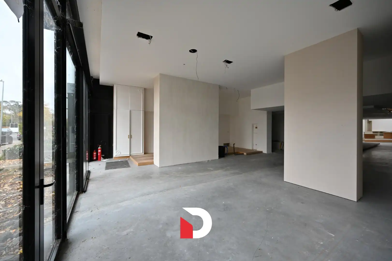 Gerenoveerd handelspand / winkelruimte op een strategische locatie te Assebroek. foto 23