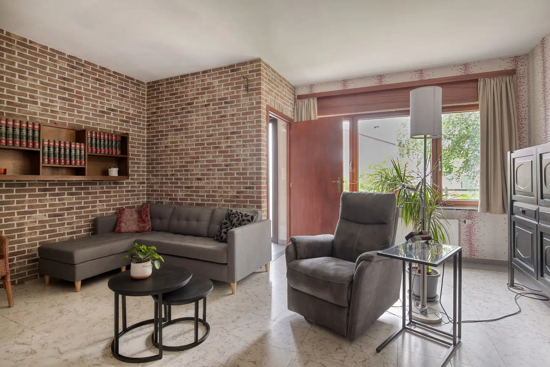 Centrum Sint-Martens-Bodegem: rustig gelegen woning foto 9
