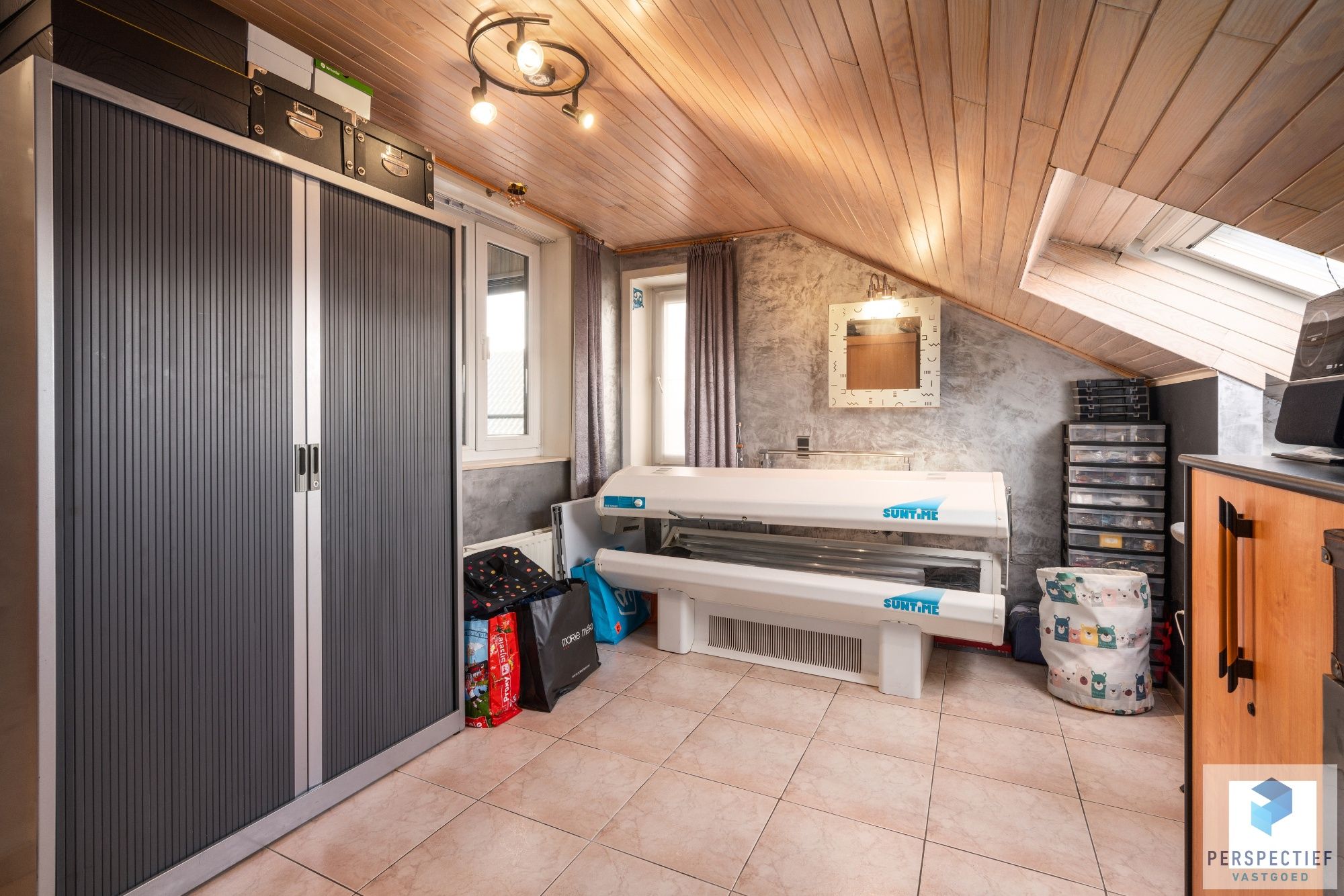 Handelspand met Winkelruimte, Magazijn en Woonst op 1.682 m² foto 42