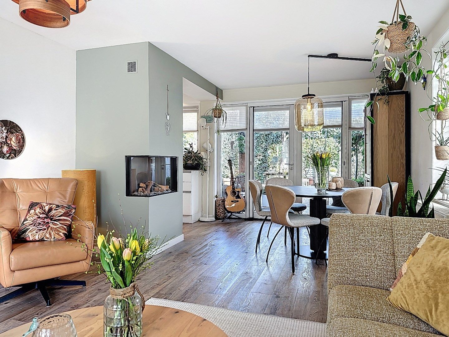 Luxe woning aan de voet van "de Brak" in Sluis foto 8