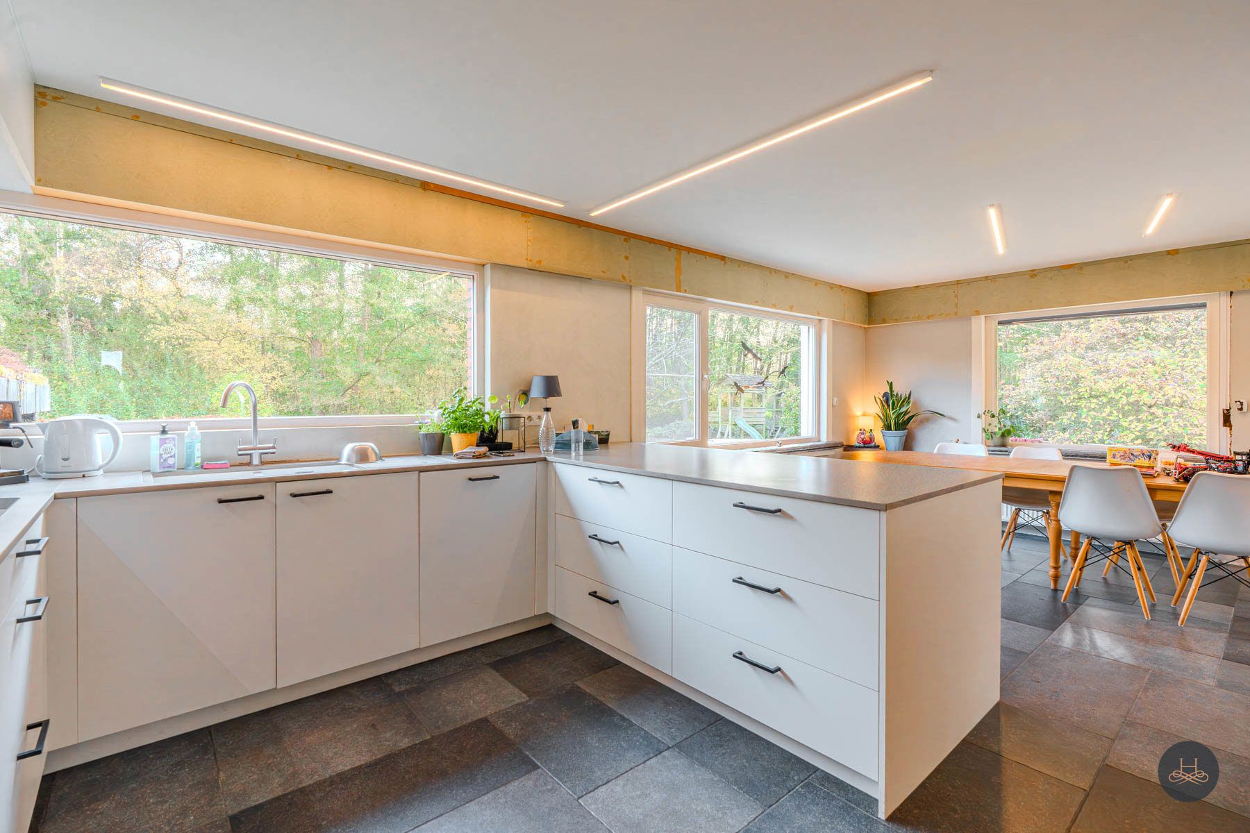 Zeer ruime gezinswoning naast natuurgebied foto 13