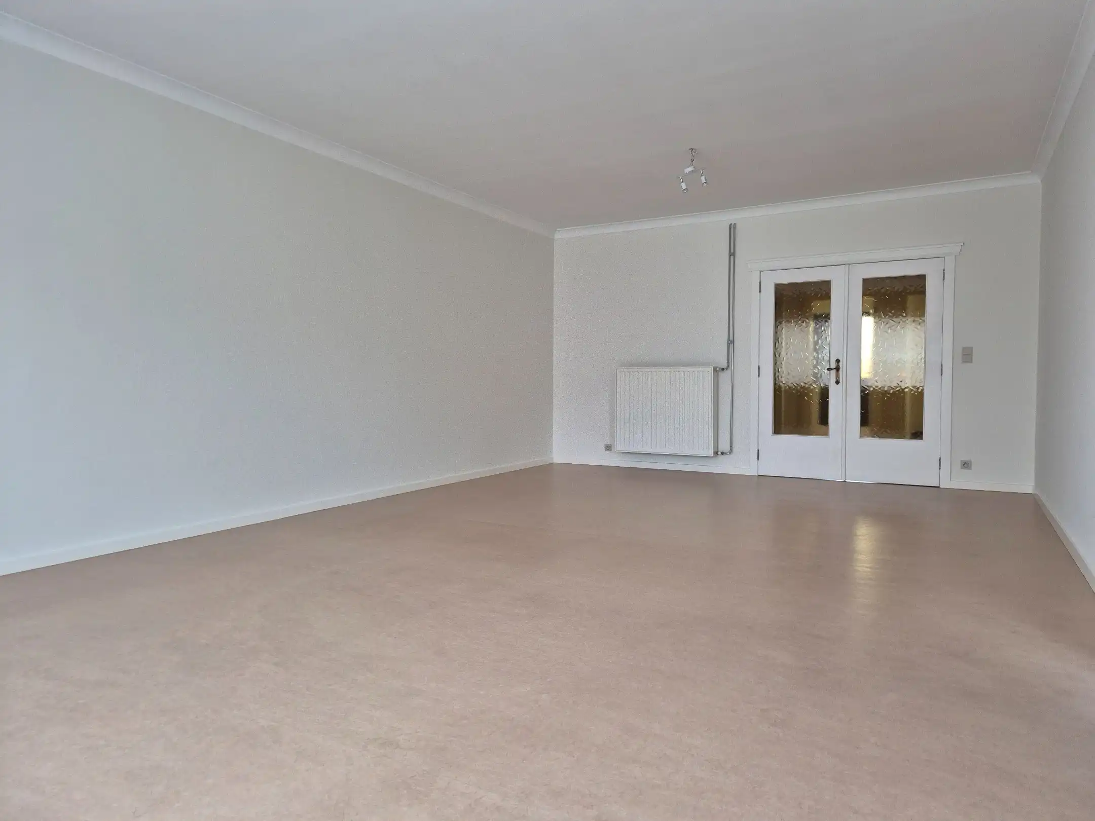 Ruim appartement in het centrum met 2 slaapkamers. foto 2