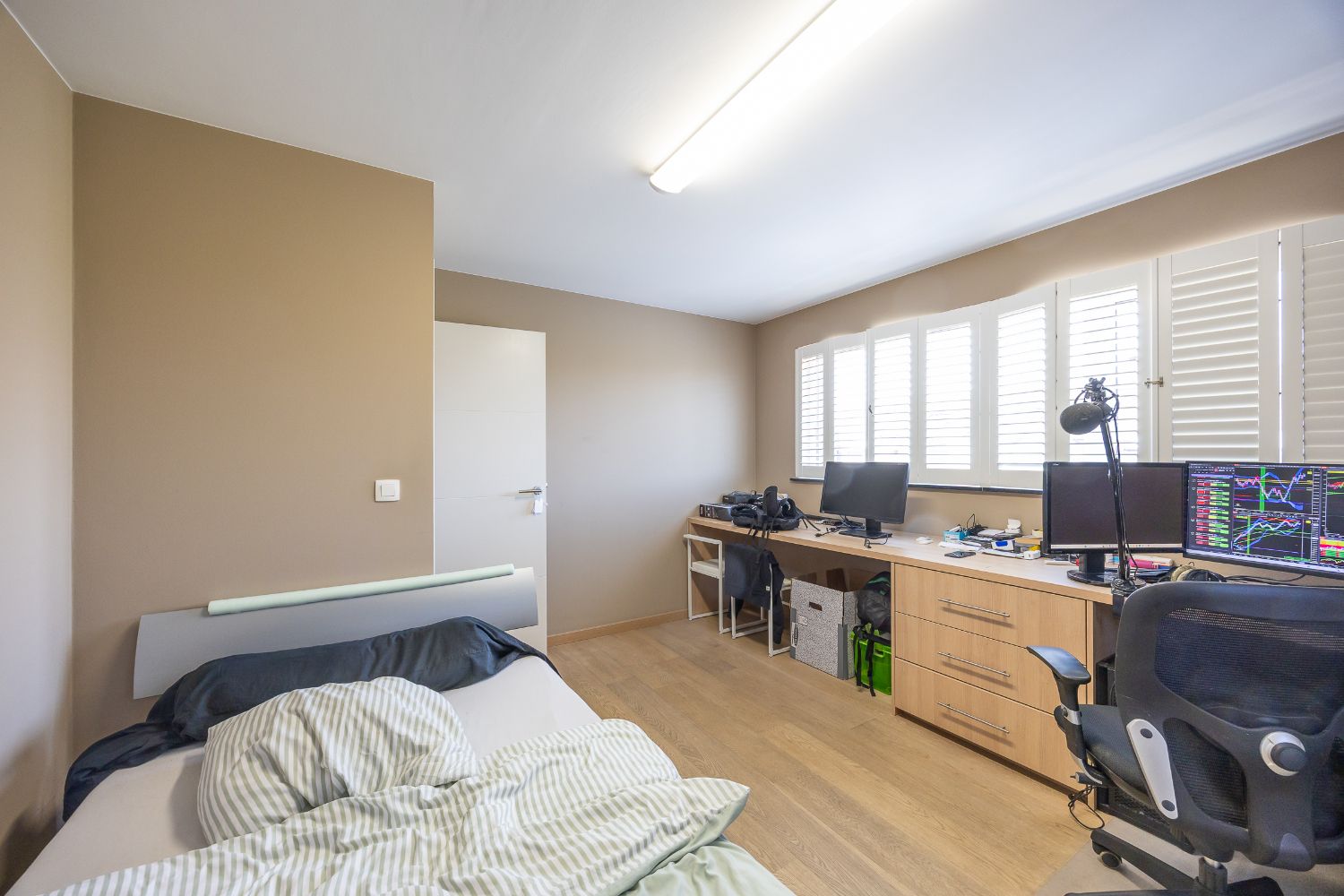 Ruime recente halfopen woning te koop in Bredene-Dorp foto 26
