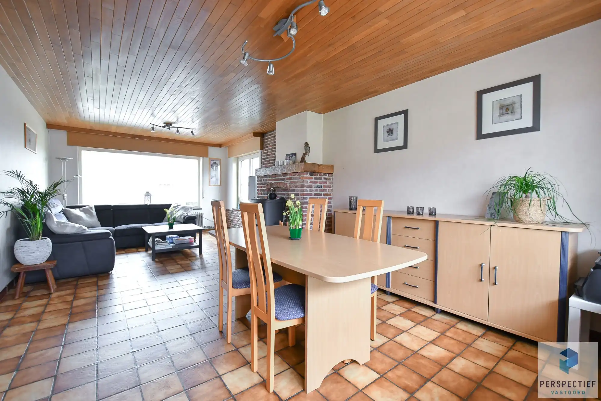 BEZOEKMOMENT ZATERDAG 31/01 VAN 13U TOT 15U | Rustig gelegen ruime halfopen woning met recent bijgebouw/garage op 454m² foto 5