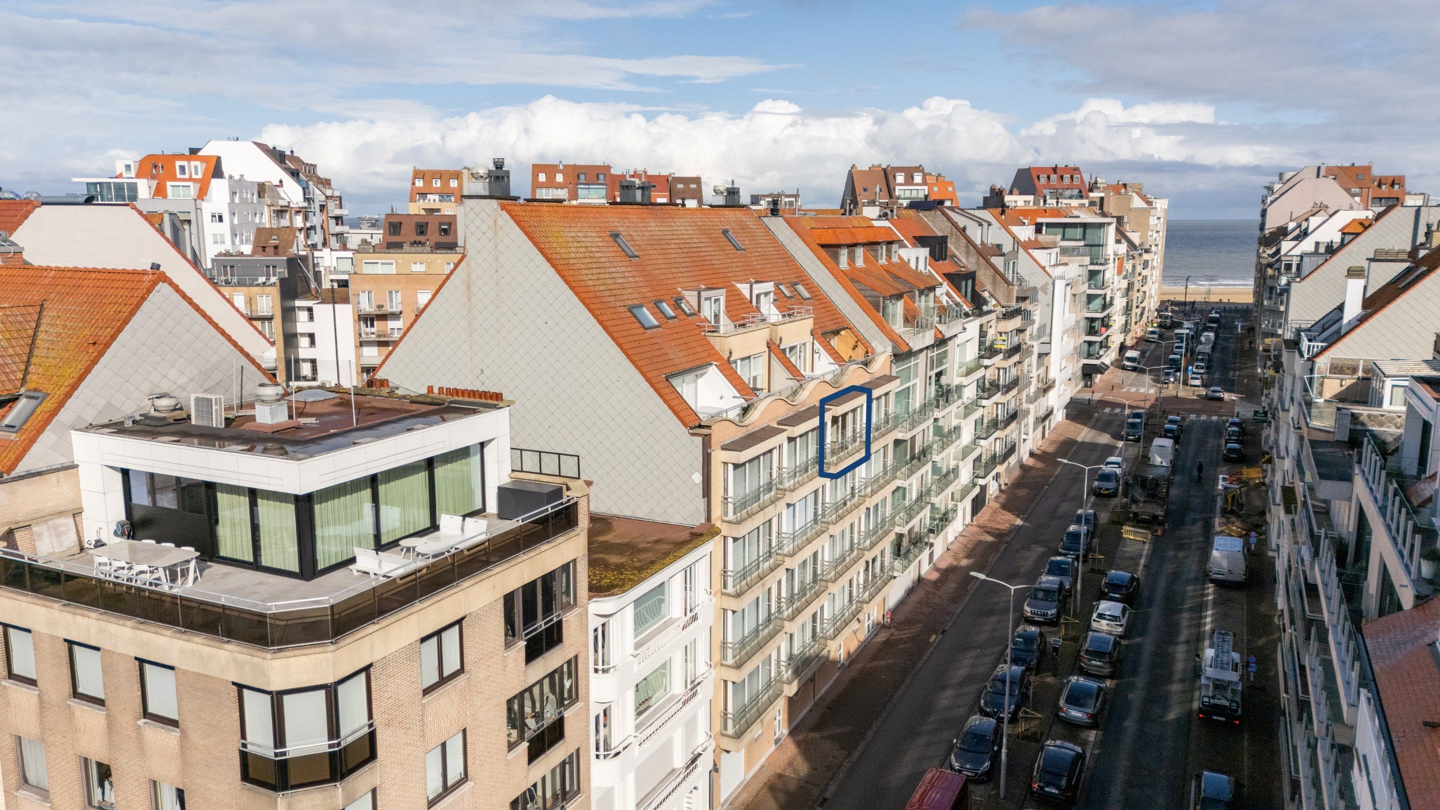 Instapklaar appartement vlakbij de Zeedijk te Knokke foto 2