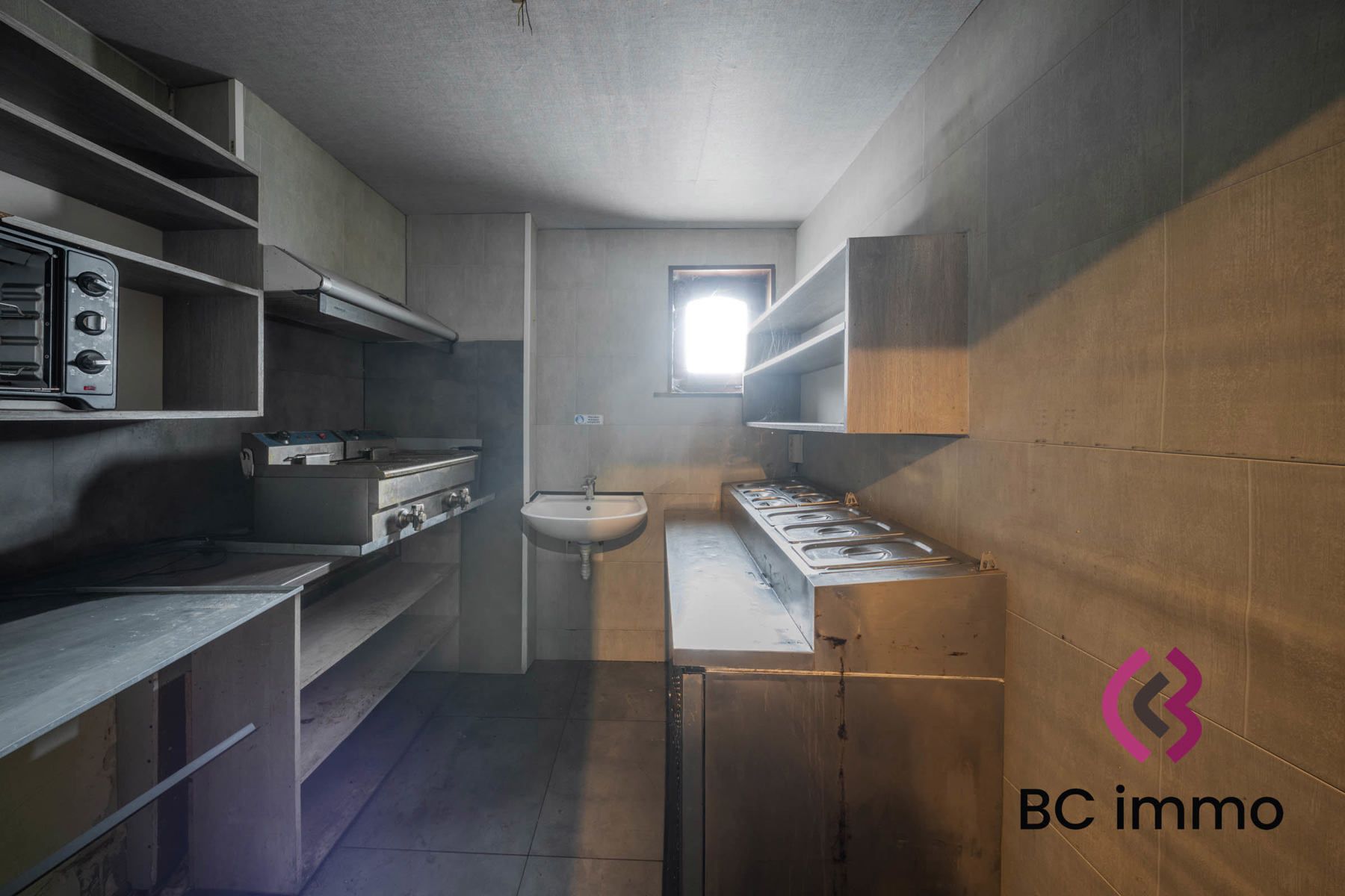 Commercieel handelspand te koop – Onderwijslaan te Genk foto 8