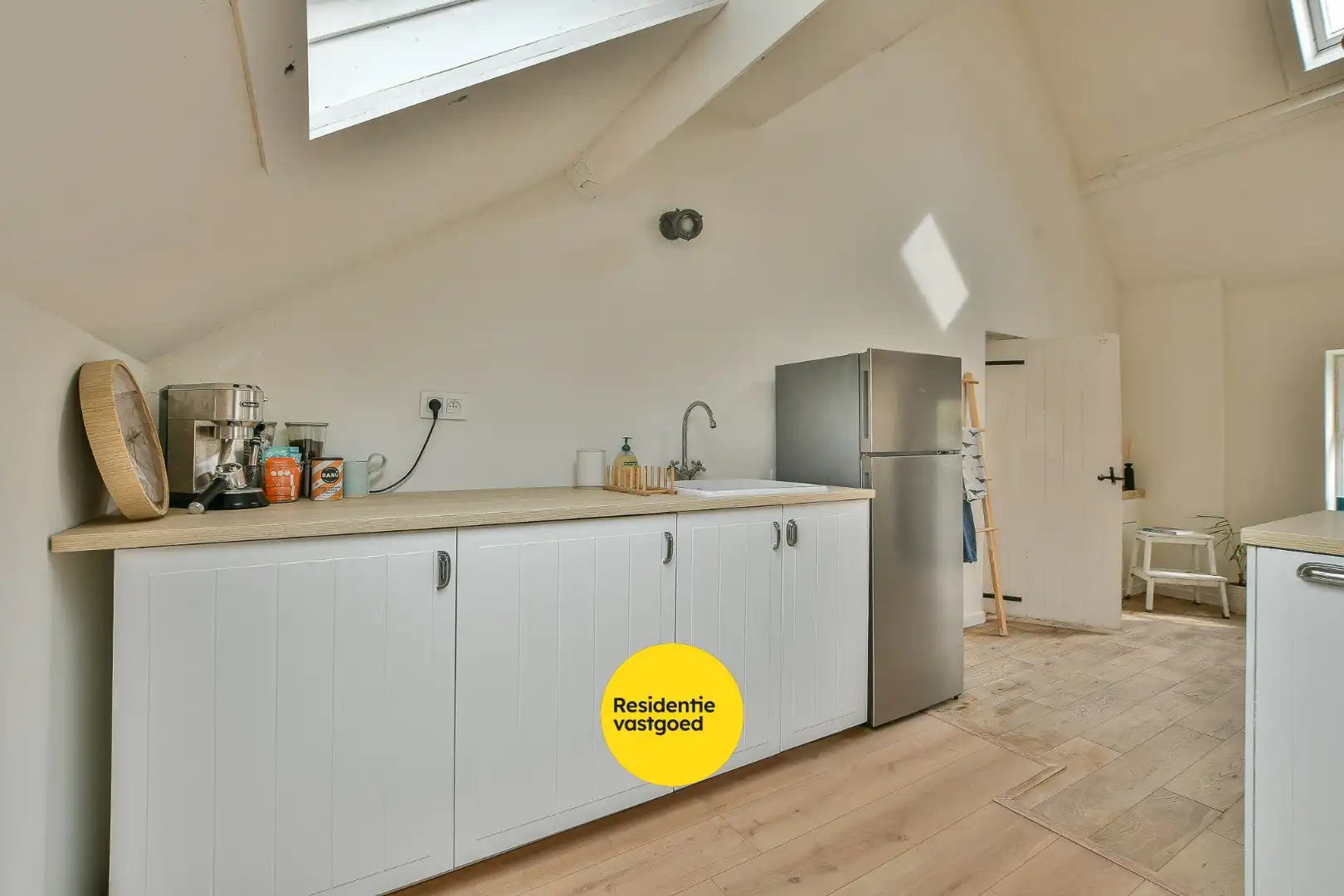Charmante hoeve op 709m² in bosrijke omgeving aan de kust te koop!  foto 11