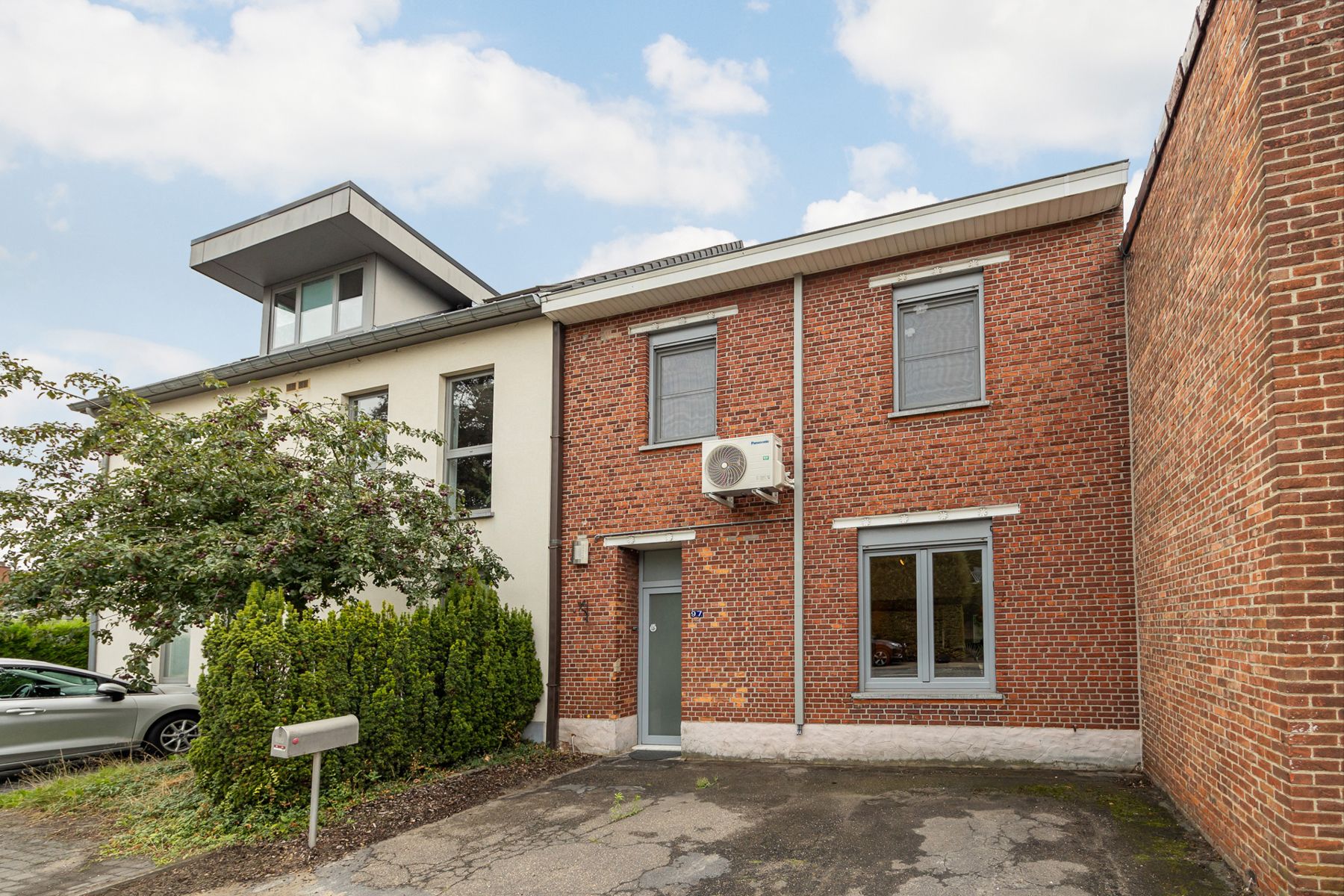 Hoofdfoto van de publicatie: Huis te koop