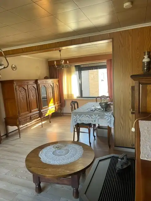 Charmant huis te koop aan de Rodenbachstraat in Hamont-Achel - Ideaal met 2 slaapkamers, bureau, kelder en garage voor uw comfort! foto 6
