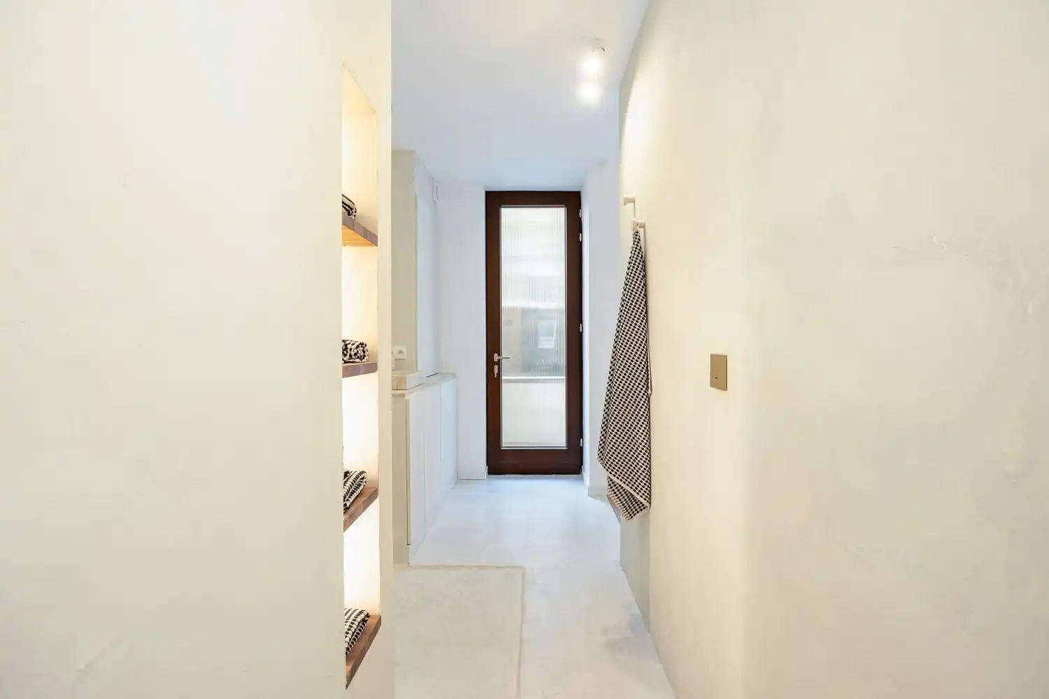 Instapklaar designappartement aan het Stadspark – tijdloze elegantie in hartje stad foto 14