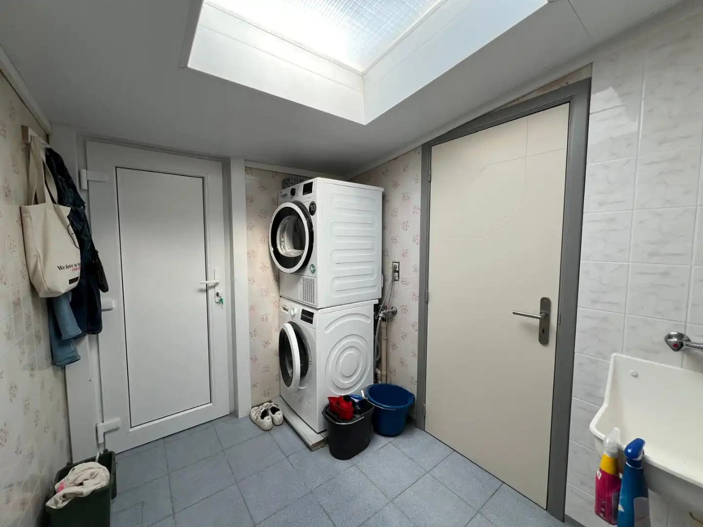 Charmante woning met tuin, garage en landelijk zicht foto 7