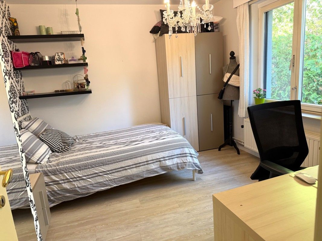 Wonen tussen de eikenbomen - waar rust, ruimte en gezelligheid samenkomen. foto 14