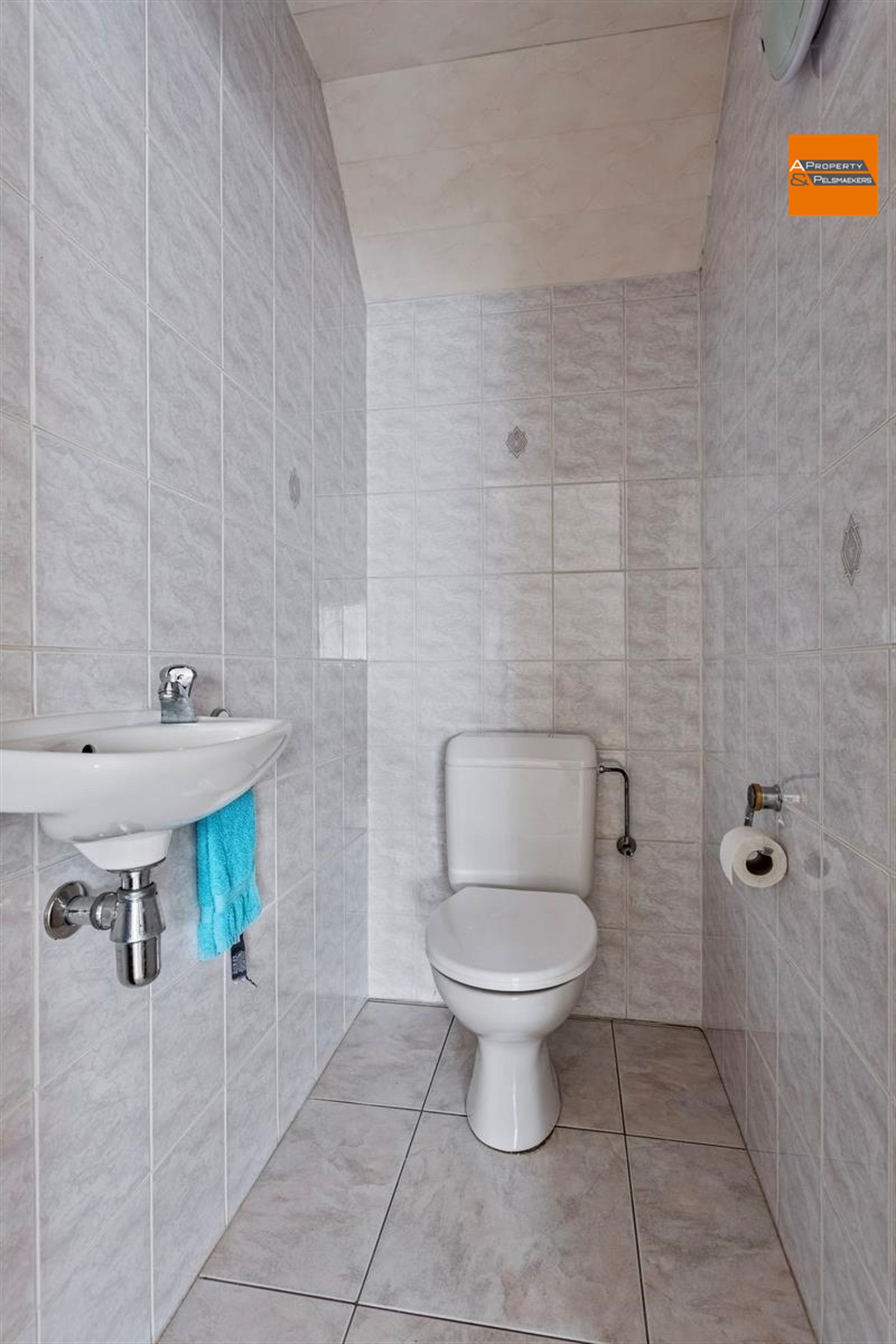 Ruime villa met 4 /5 slaapkamers op prachtige stuk grond foto 23