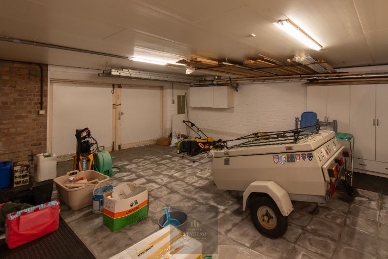 Grote villa op 1533m² gelegen centraal in de Simli-wijk te Nieuwpoort-Bad. foto 35