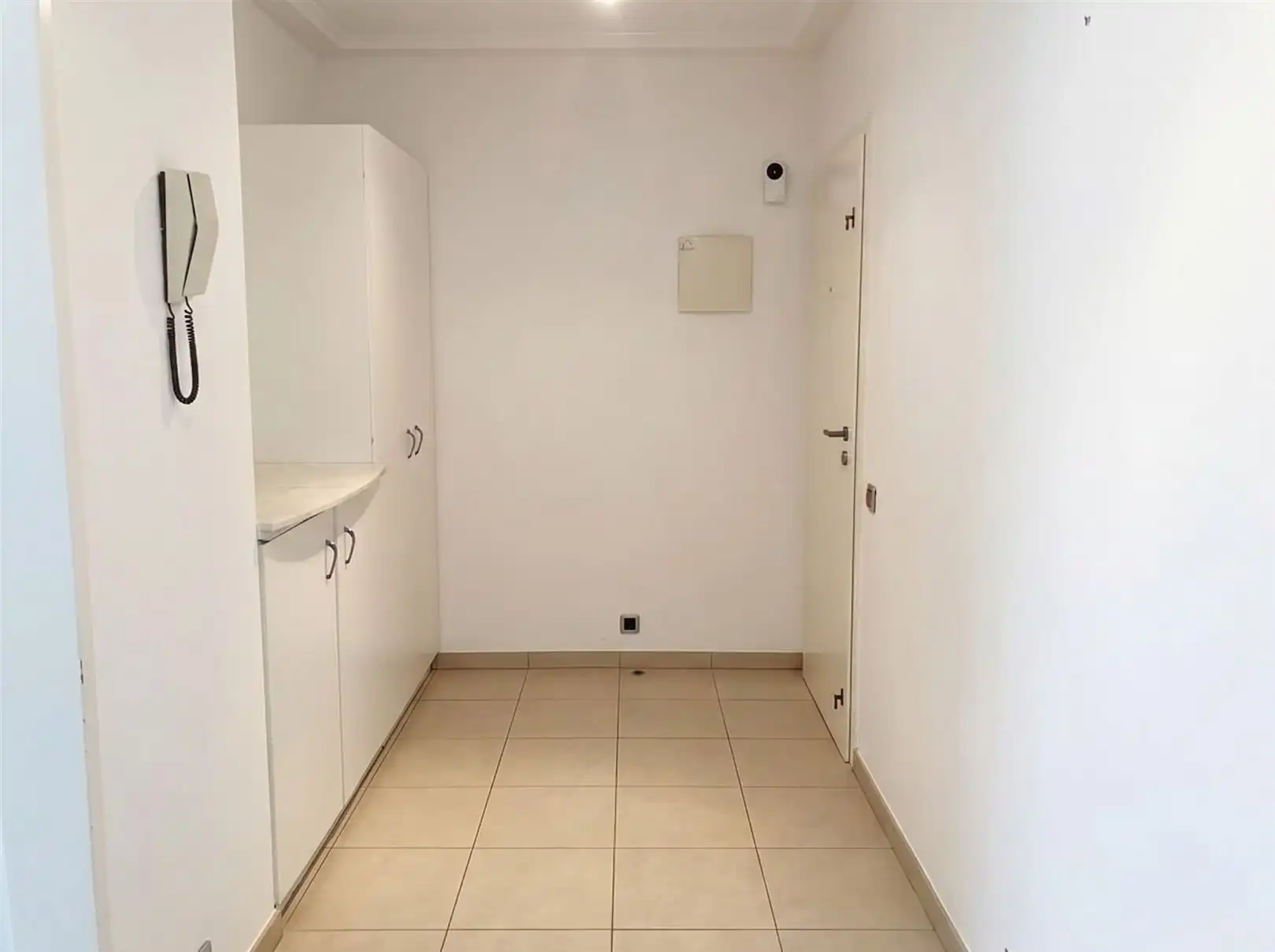 Twee slaapkamer appartement gelegen in centrum Oudenaarde. foto 12