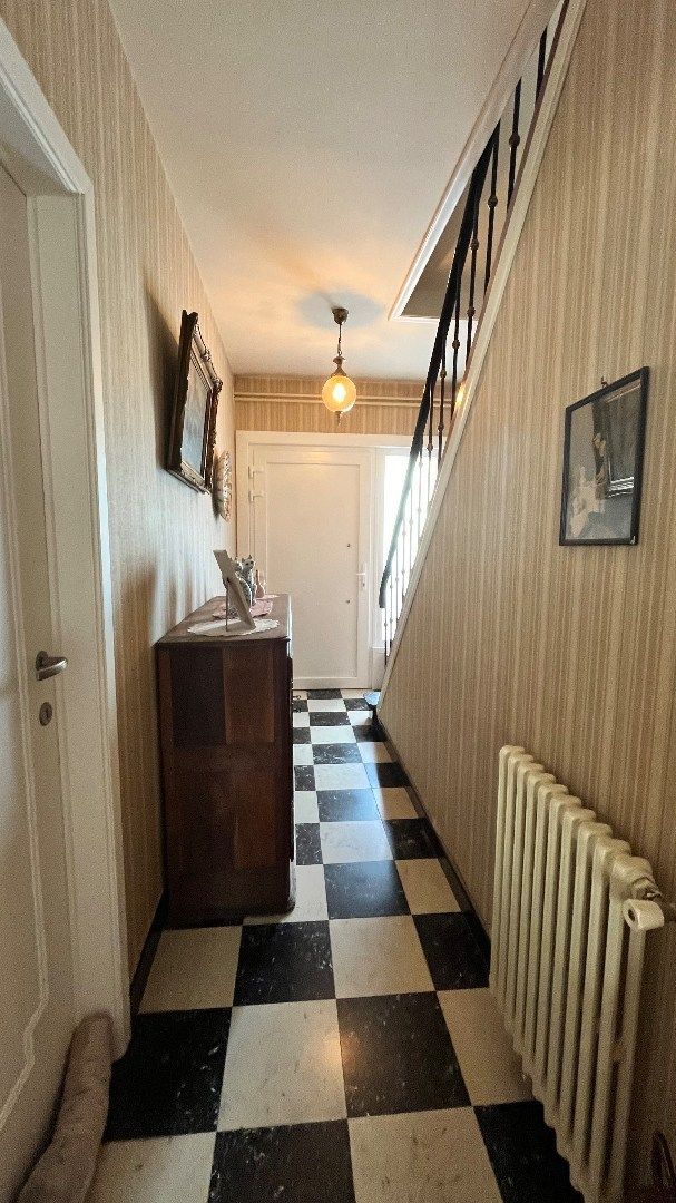 Grote woning met 3 kamers, garage en zongerichte tuin foto 17