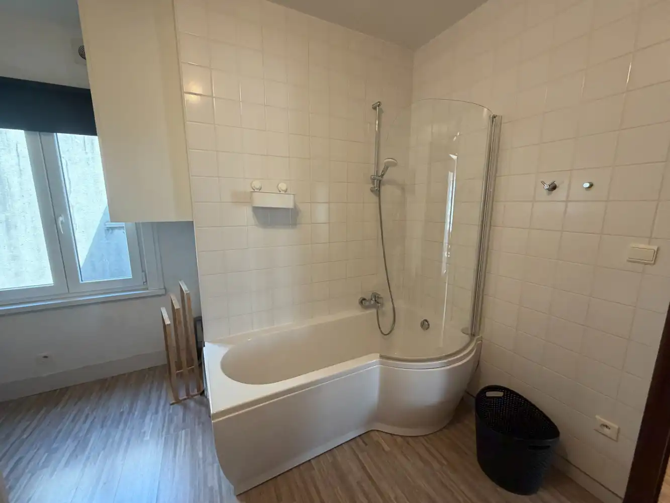 Instapklaar gemeubeld appartement met één slaapkamer. Gelegen op het tweede verdiep in een gebouw zonder lift. foto 14