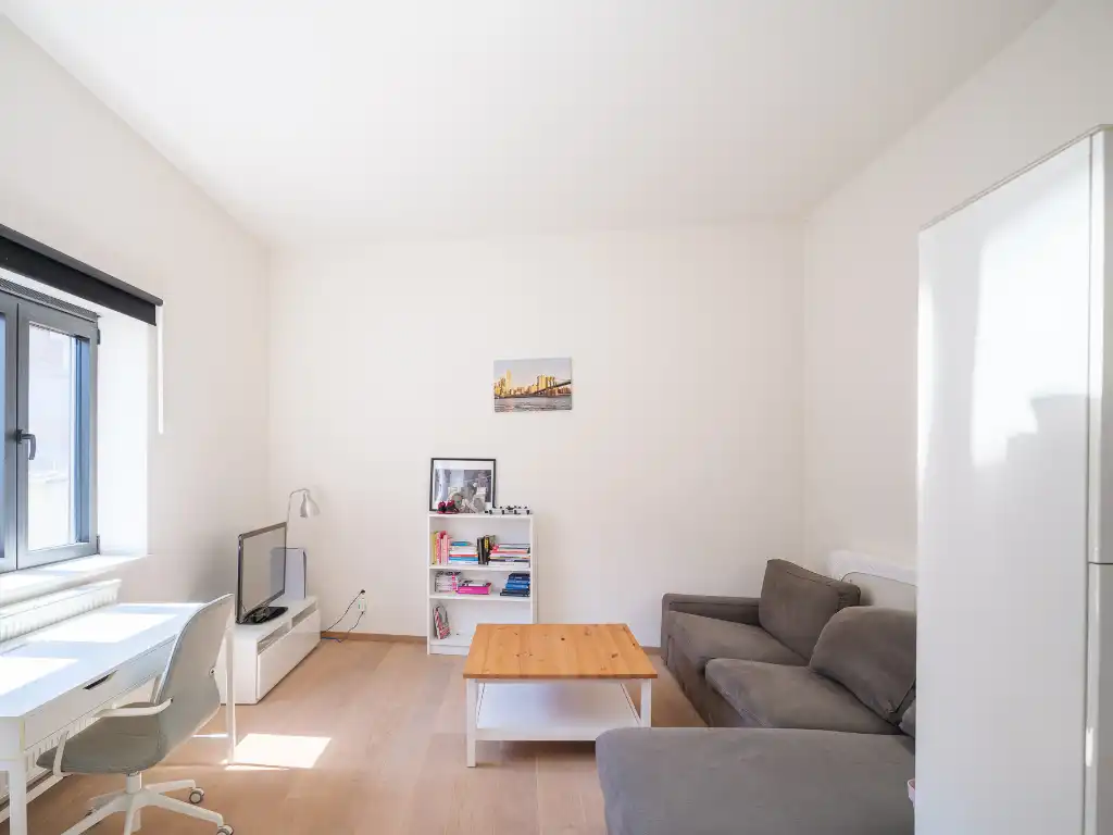 Centrum Gent - Instapklare burgerwoning met 4 slaapkamers, 2 badkamers, stadstuin en inpandig terras op een bijzonder centrale ligging. foto 13