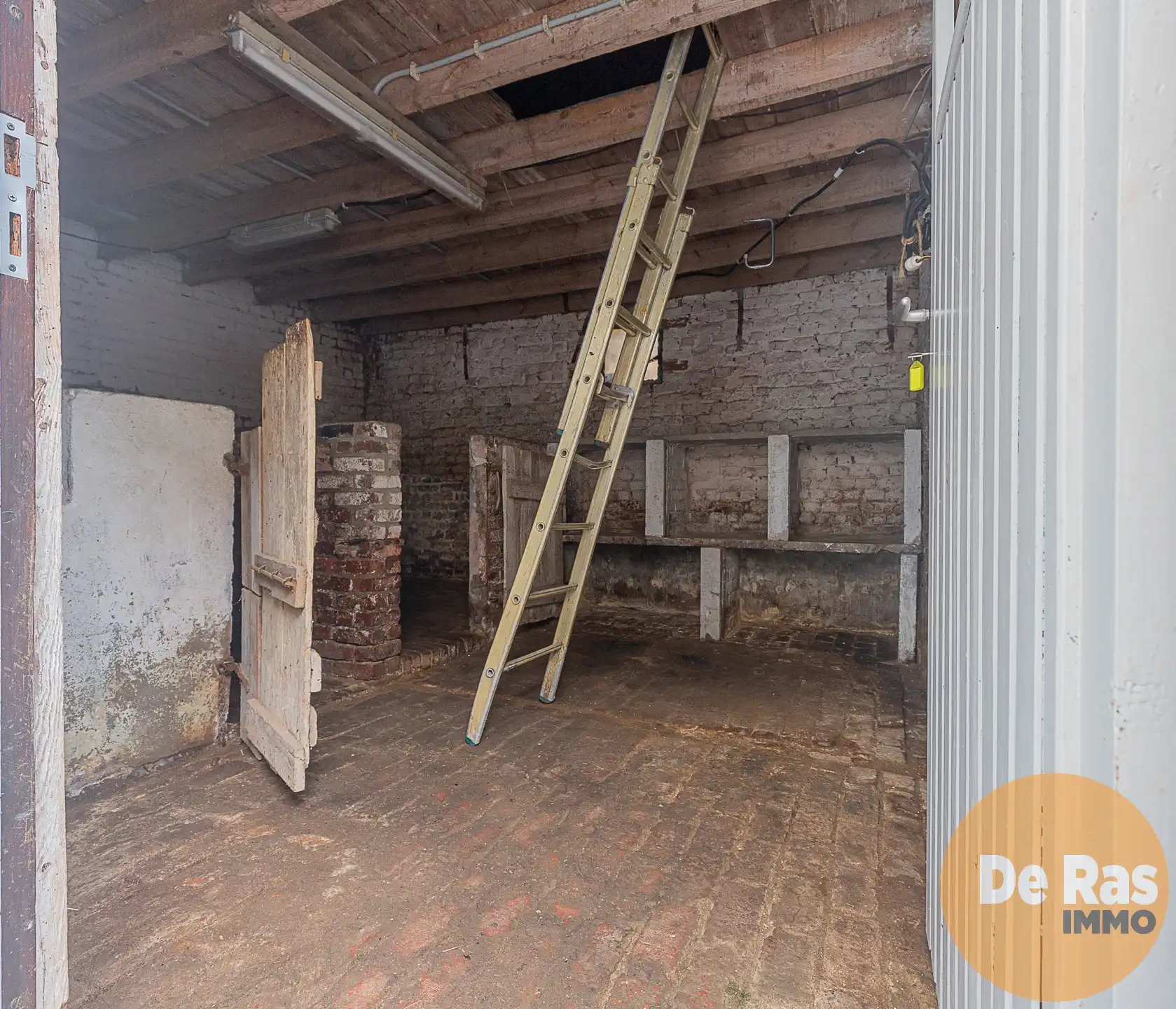 AAIGEM - Landelijk renovatieproject met veel potentieel foto 19