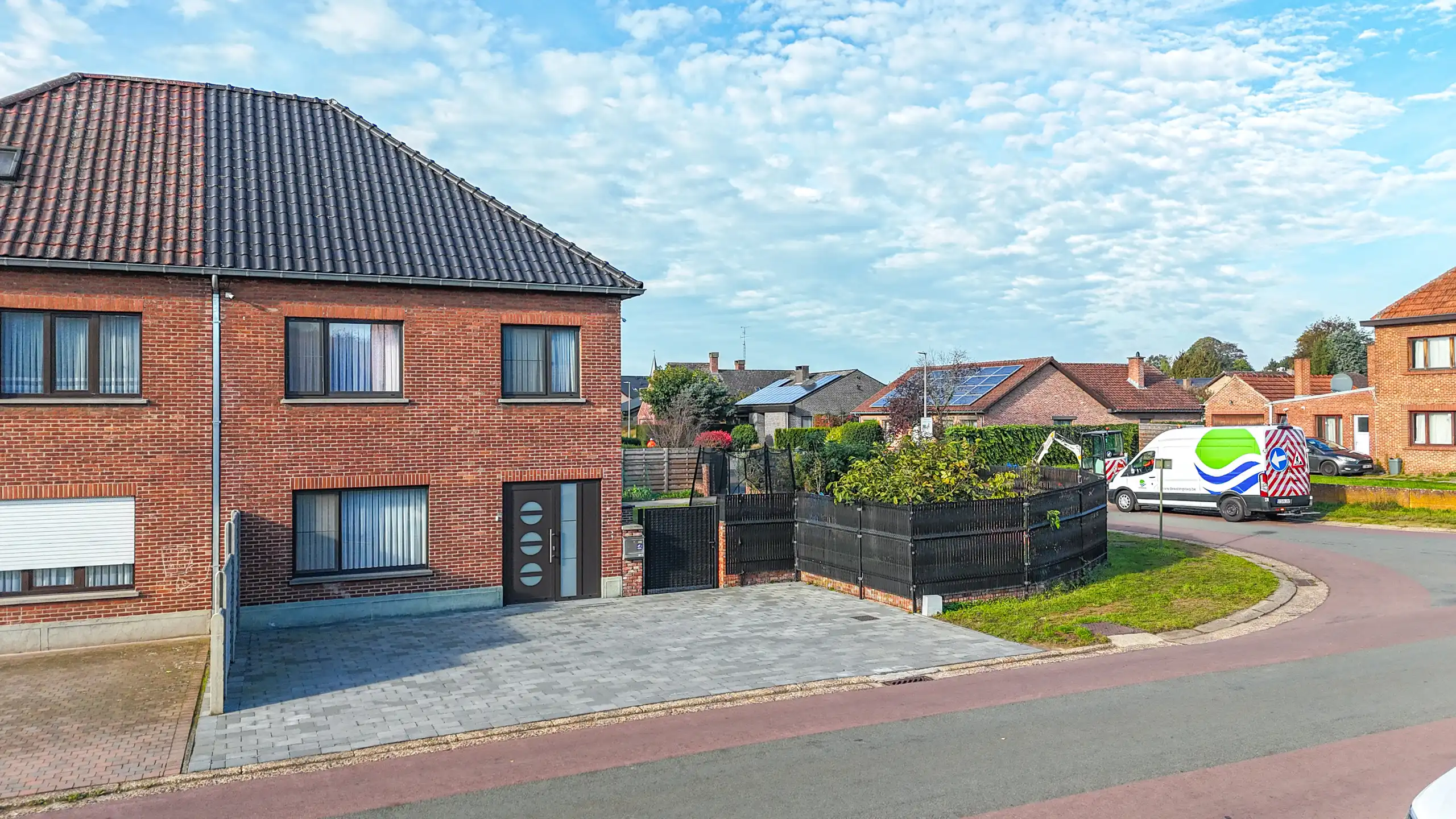 Ruime woning met 3slpk, tuin en garage op toplocatie! foto 21