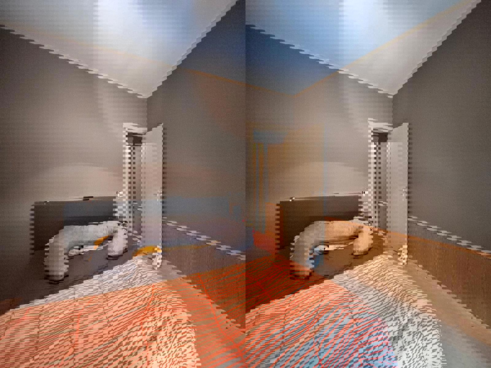 Rijwoning met uitweg achteraan met carport in de directe nabijheid van scholen, centrum  en openbaar vervoer. foto 9