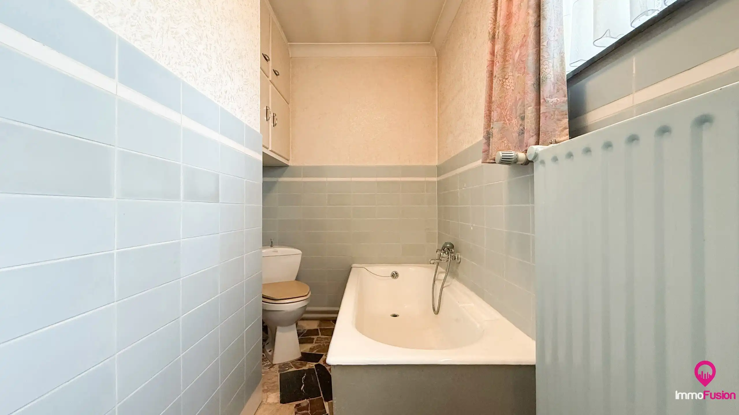 Ruime woning met 4slpk en veel privacy in rustige straat! foto 28