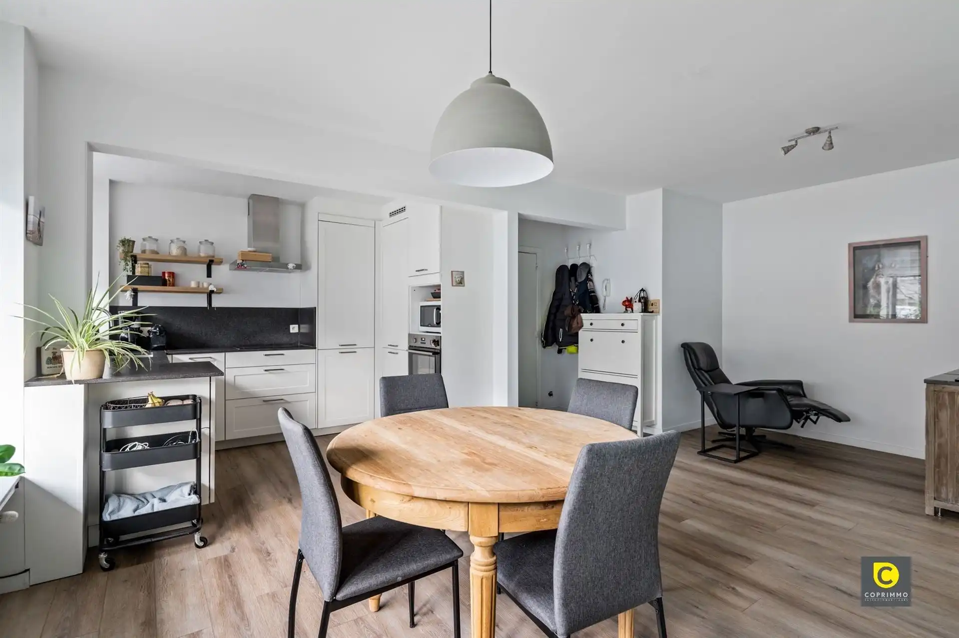 Modern gelijkvloers 1-slpk app foto 2