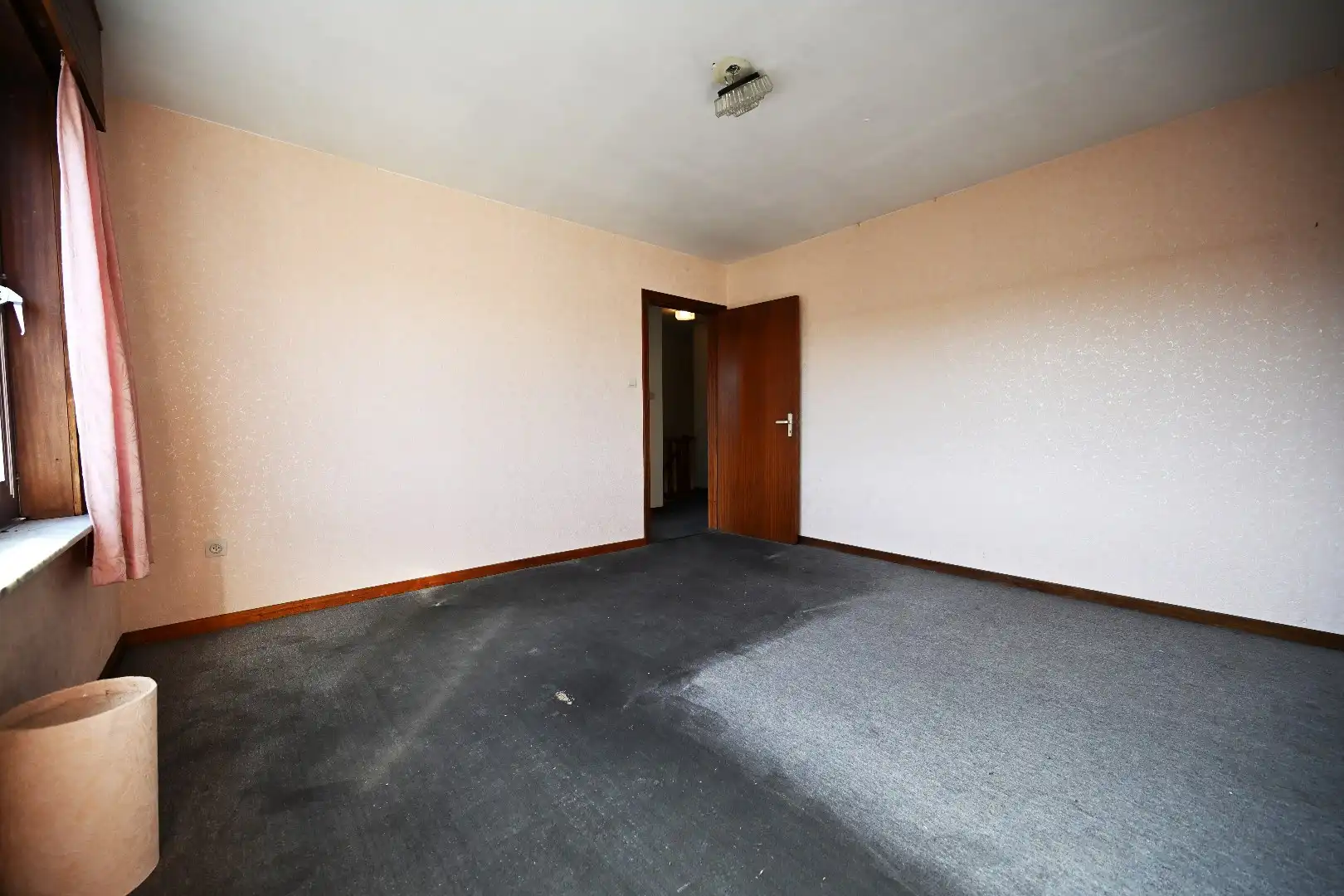 Te renoveren woning met 3 slpks op 607 m² te Lembeke foto 11