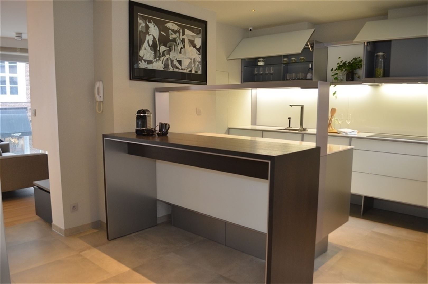 Duplex met ruim terras en garage in de stad foto 10