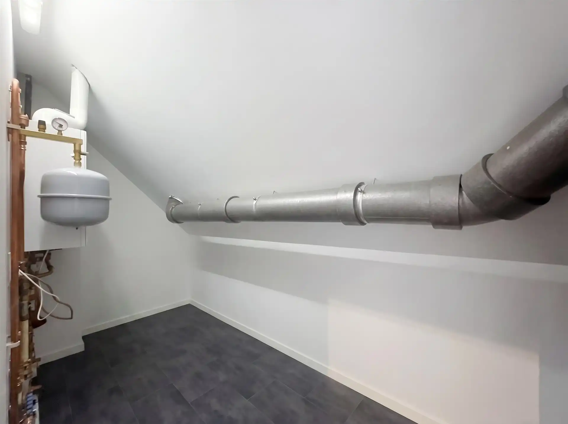 3 slaapkamer appartement met ruim terras en 2 autostaanplaatsen foto 20