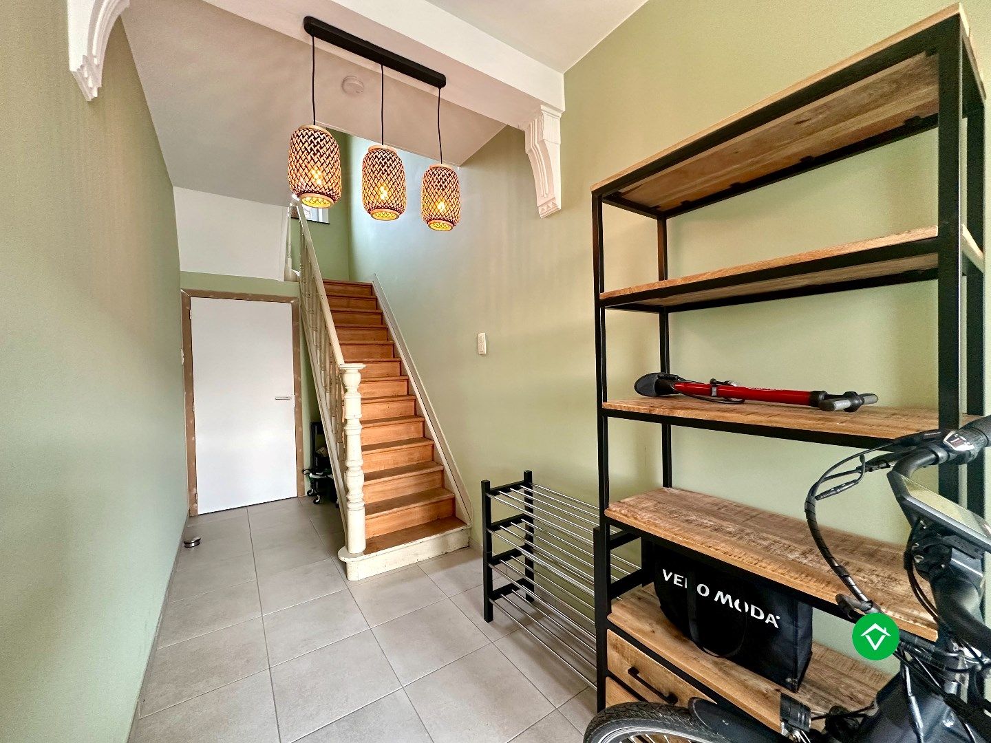 Instapklare open bebouwing op ruim perceel (1.426 m²) in rustige straat foto 3