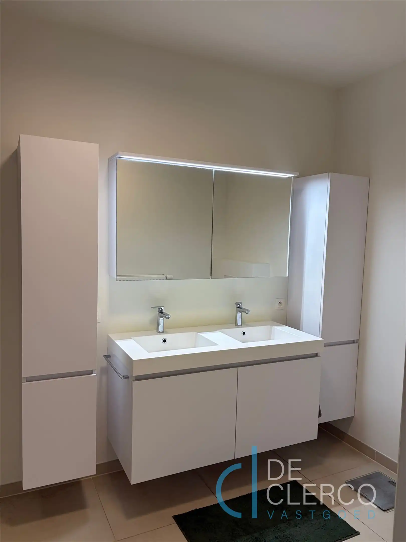 Perfect onderhouden appartement + garage te huur, Lochristi! foto 9