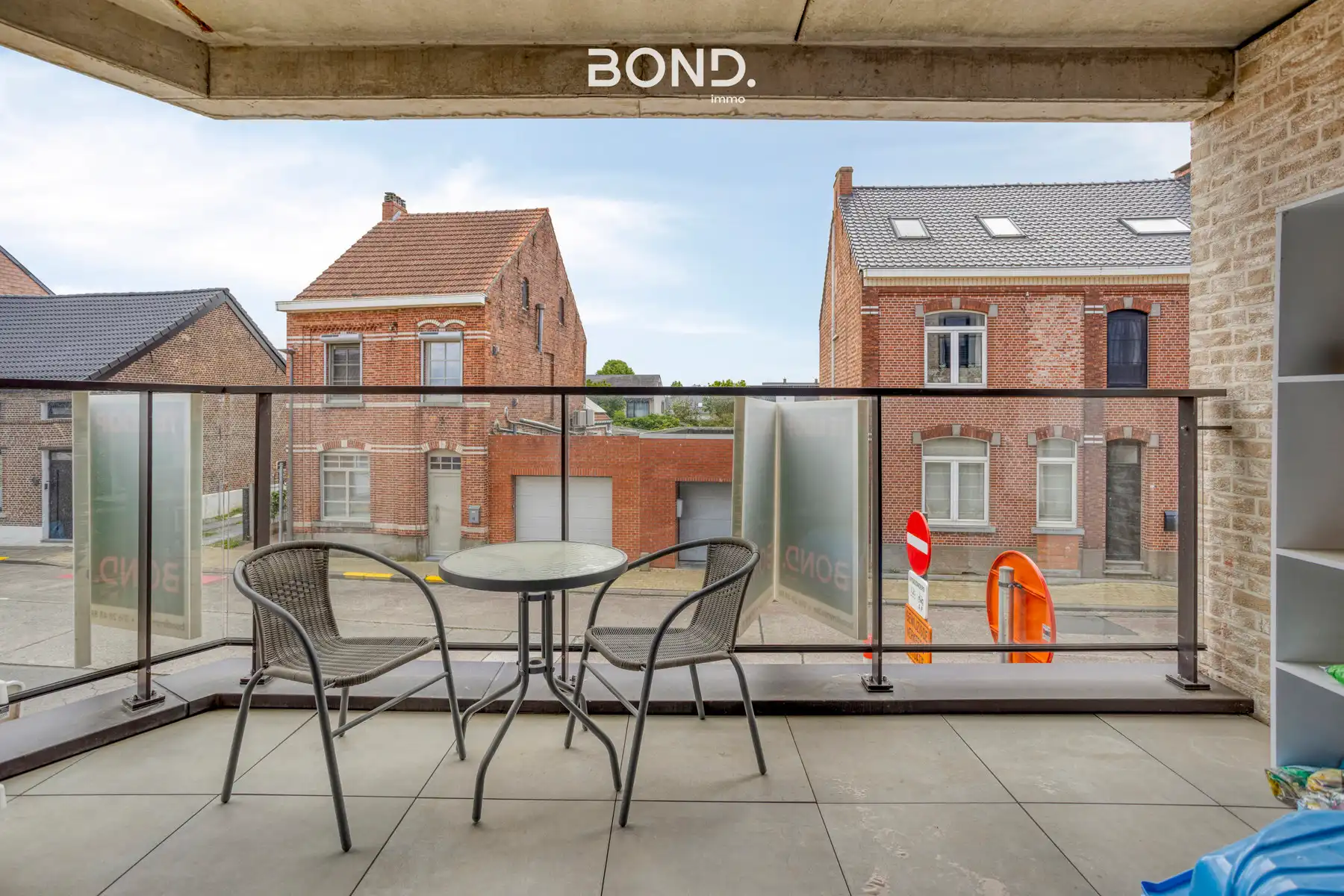Instapklaar 2-slaapkamer appartement foto 3