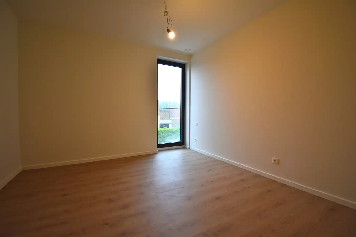 Nieuwbouwappartement te huur in Halle foto 6