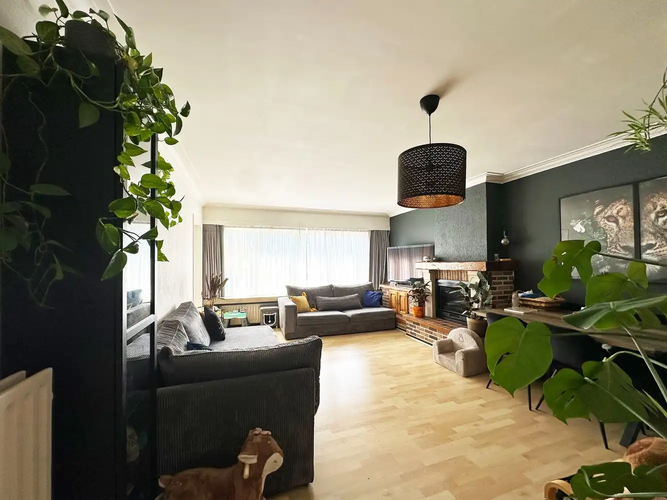 Verzorgd appartement met twee slaapkamers, inpandige garage, terras én tuin te Borsbeek! foto 3