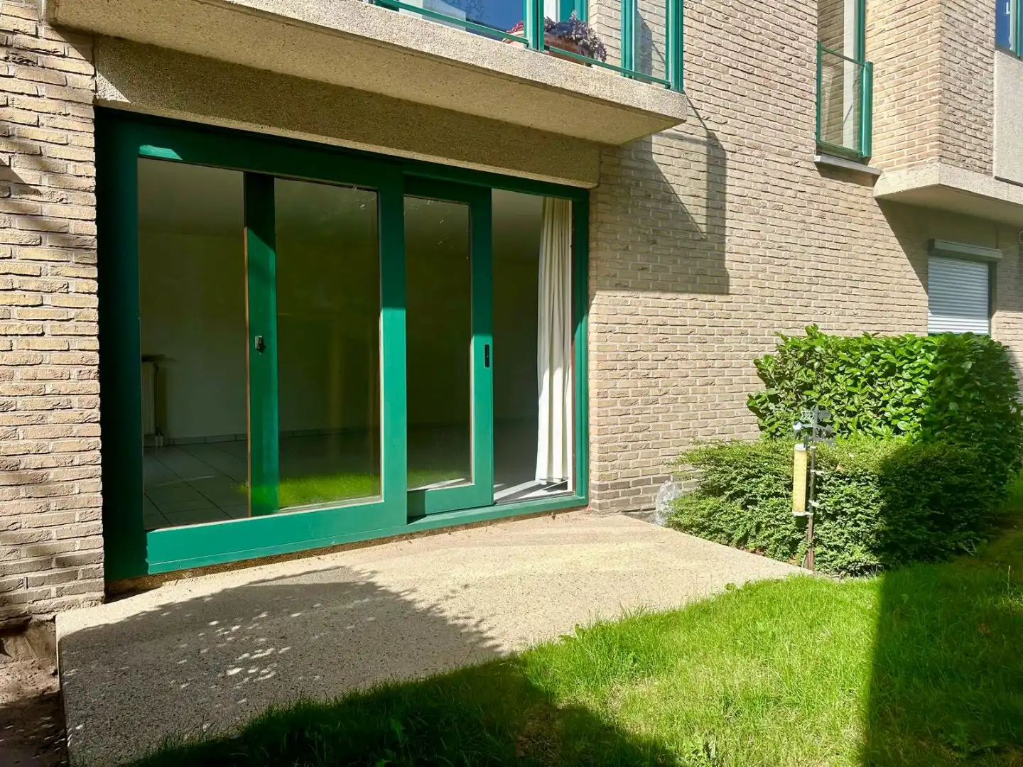 Ruim appartement in het centrum van Sint-Andries foto 5